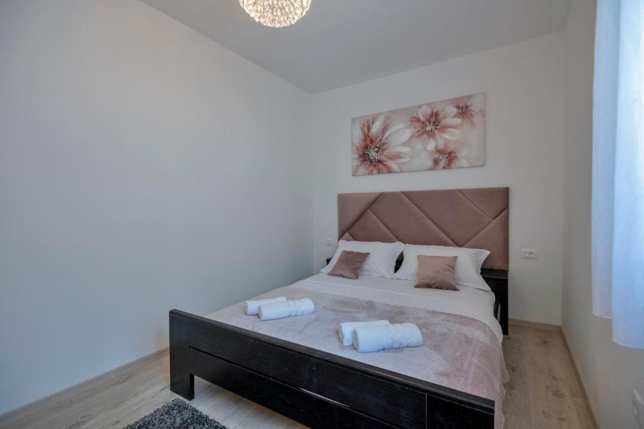 Luxury Apartment Makarska 2Min From Beach Εξωτερικό φωτογραφία
