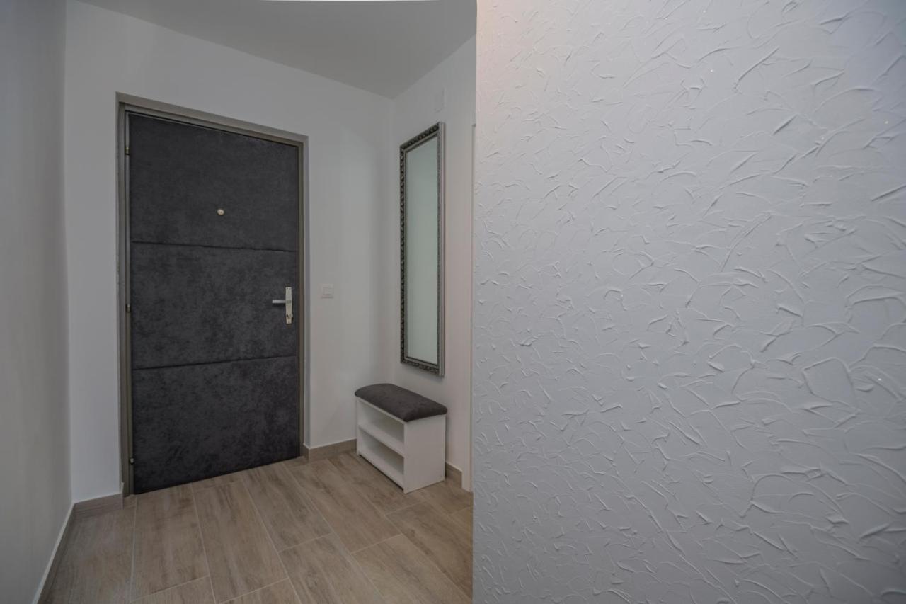 Luxury Apartment Makarska 2Min From Beach Εξωτερικό φωτογραφία